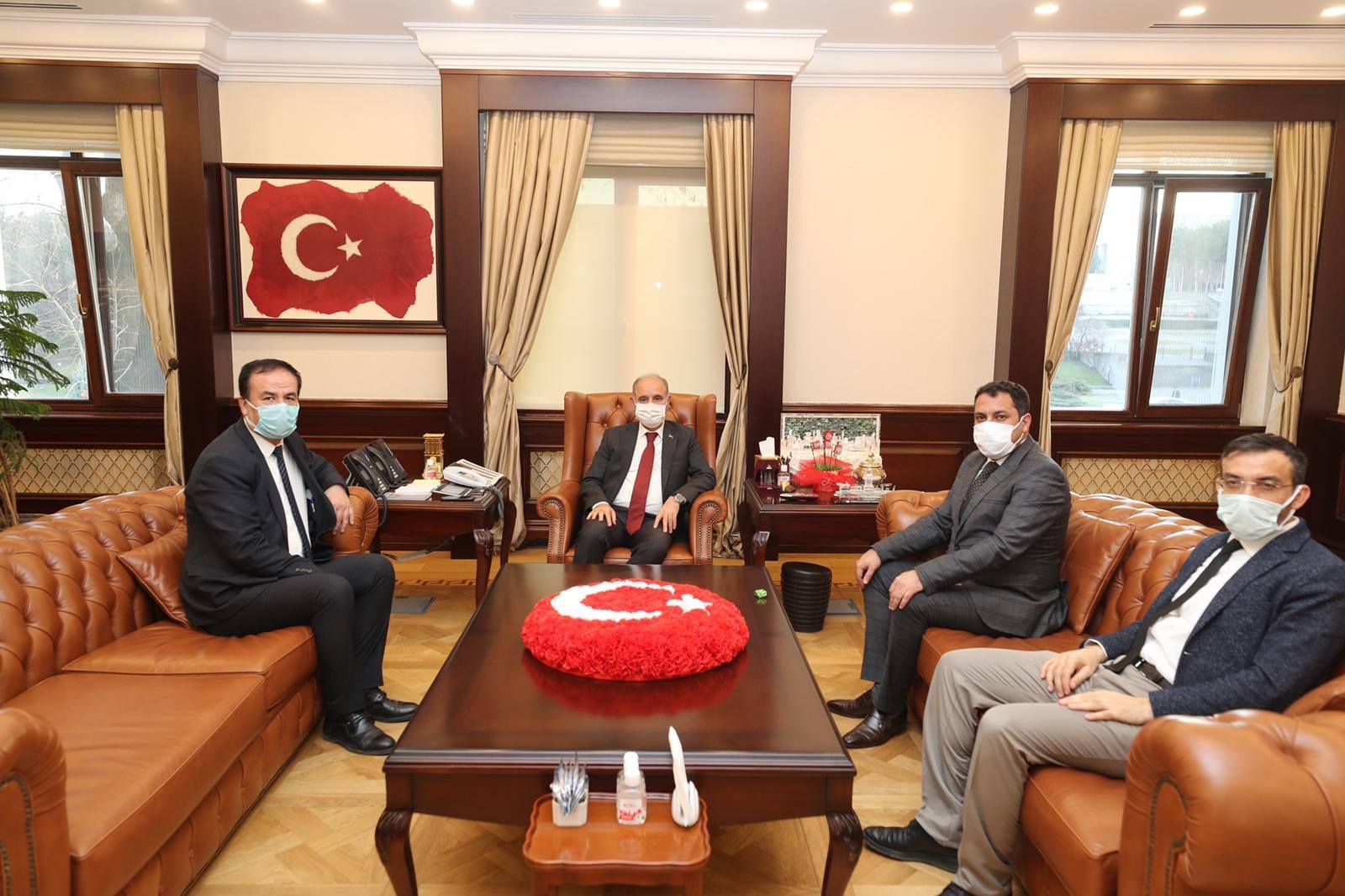Belediye Başkanımız M. Erkut Ekinci, Emniyet Genel Müdürü Sayın Mehmet Aktaş’ı ziyaret etti.