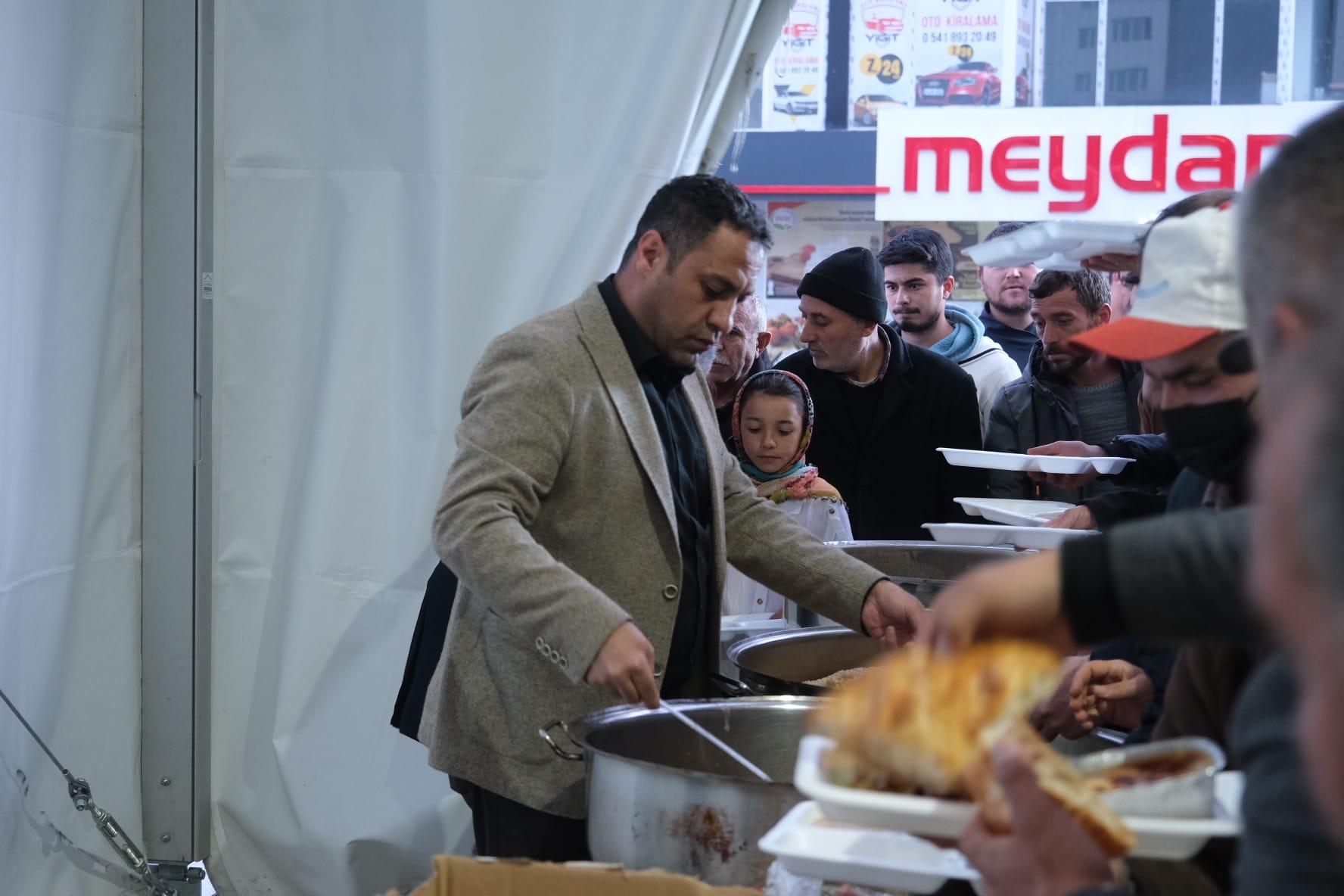 Sorgun Belediyesi günde 800 kişiye iftar veriyor